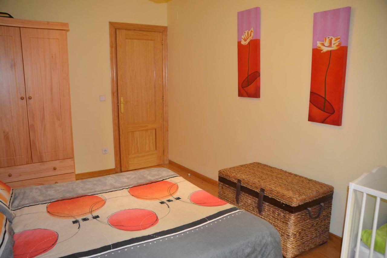 Romy Apartamento Lumbier Exterior foto