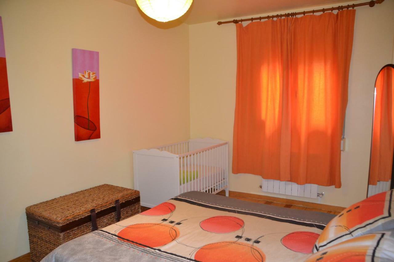 Romy Apartamento Lumbier Exterior foto