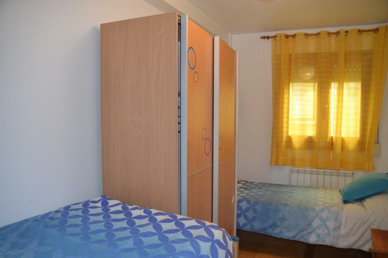 Romy Apartamento Lumbier Exterior foto